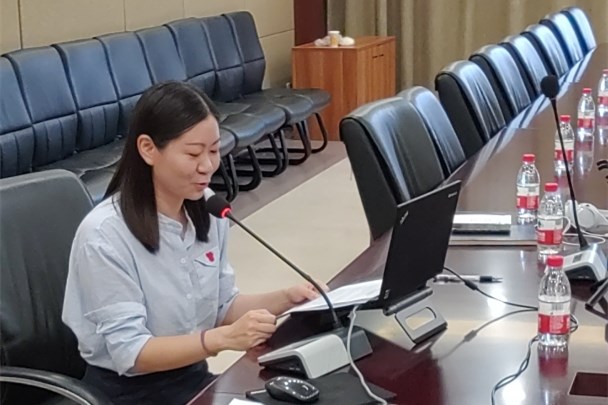 实践站副站长,综合办公室主任彭芳致辞